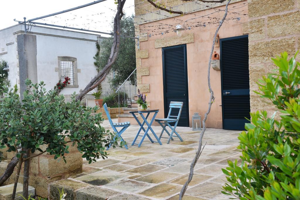 Corte Dei Salentini Carpignano Salentino Exterior foto